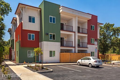 Humboldt Oaks Apartments