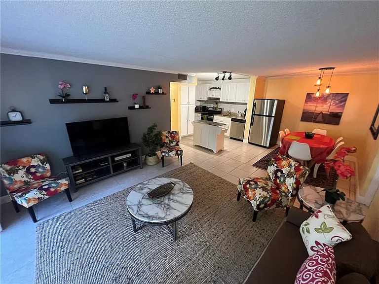 1009 Green Pine Blvd #G1 — Photo 6