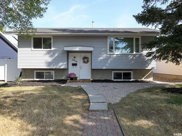 6918 1st AVENUE N, Regina, SK S4X 1J2
