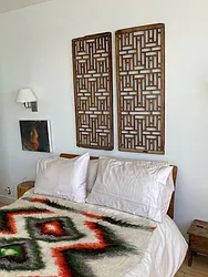 Rented by R New York