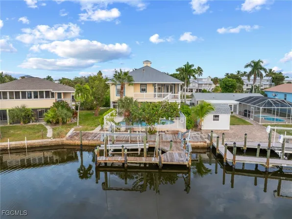 2291 Palm Ave, Saint James City, FL 33956