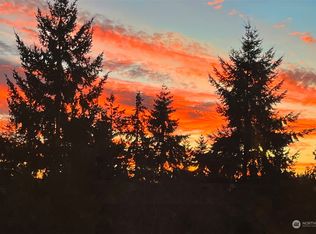 23009 Lakeview Dr UNIT B303, Mountlake Terrace, WA