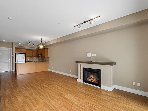 2nd image of 1336 Main St #318