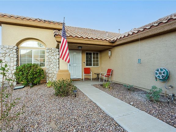 5th image of 685 Ladywood Ln