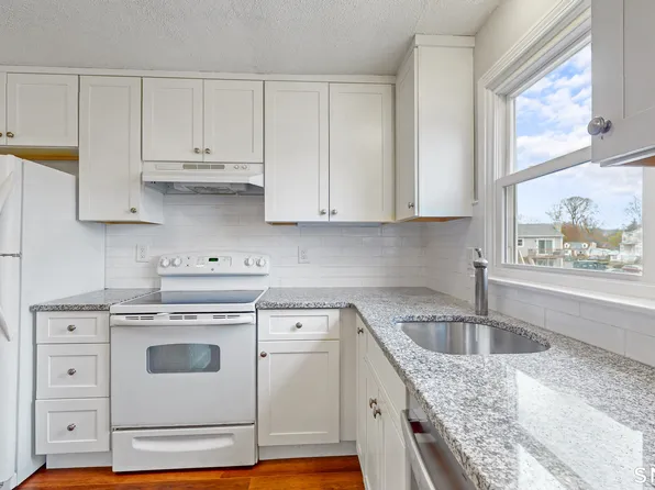 115 Carriage Path South #115, Milford, CT 06460