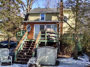 38568 N Beechwood Ave, Spring Grove, IL 60081