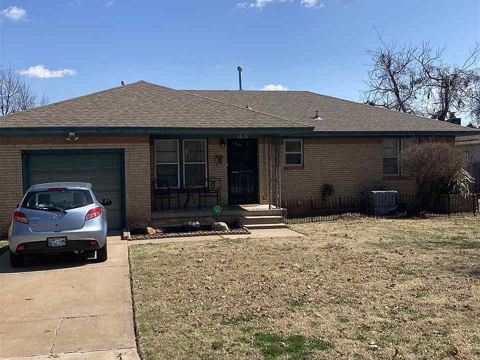 1st image of 1621 NW 25th St
