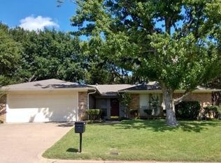 4207 Pleasant Hill Dr, Arlington, TX 76016
