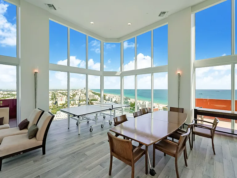 300 S Pointe Dr #405 — Photo 43