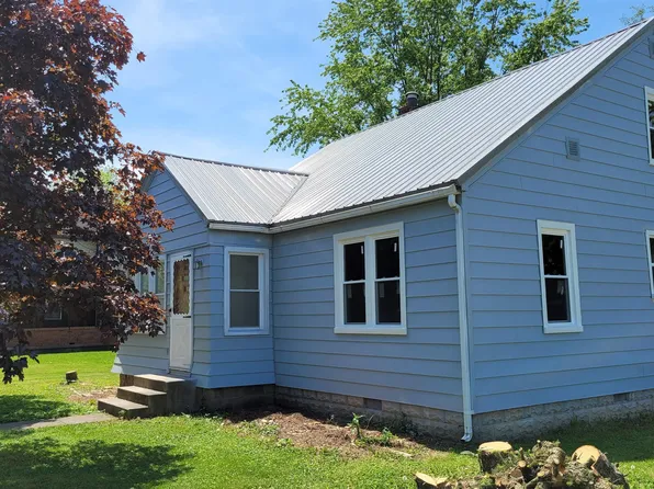 334 S Angle St, Dunkirk, IN 47336