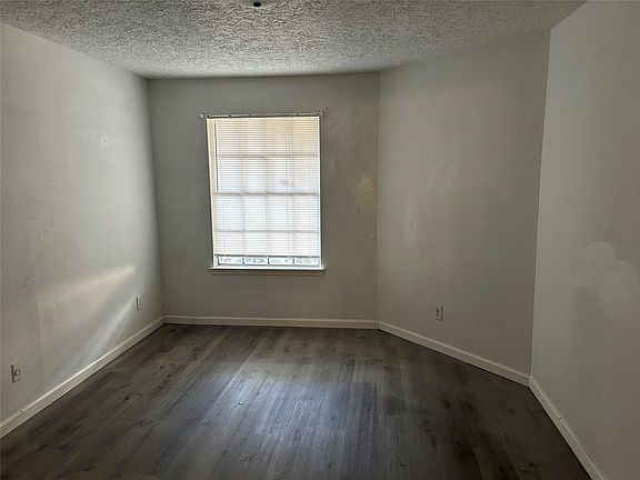 3rd image of 9700 Leawood Blvd APT 1407