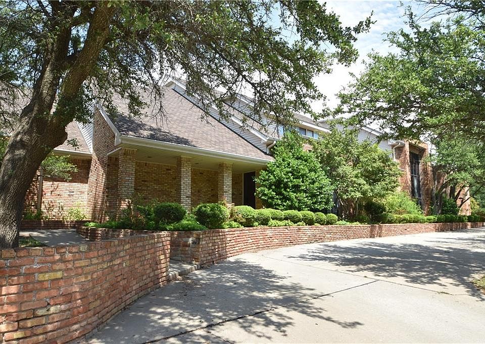 8109 Brownsville Ln, Bethany, OK 73008 Zillow