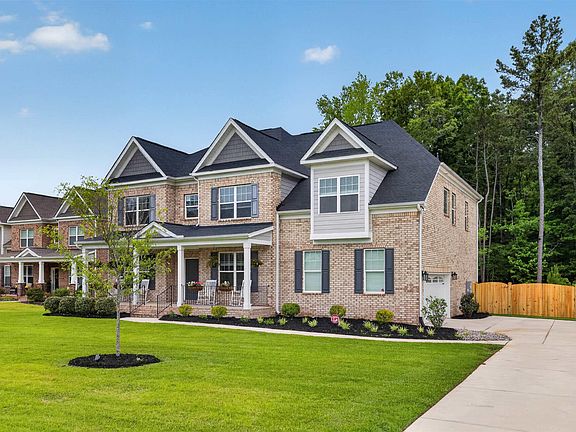 3rd image of 875 Scarlet Oak Rd
