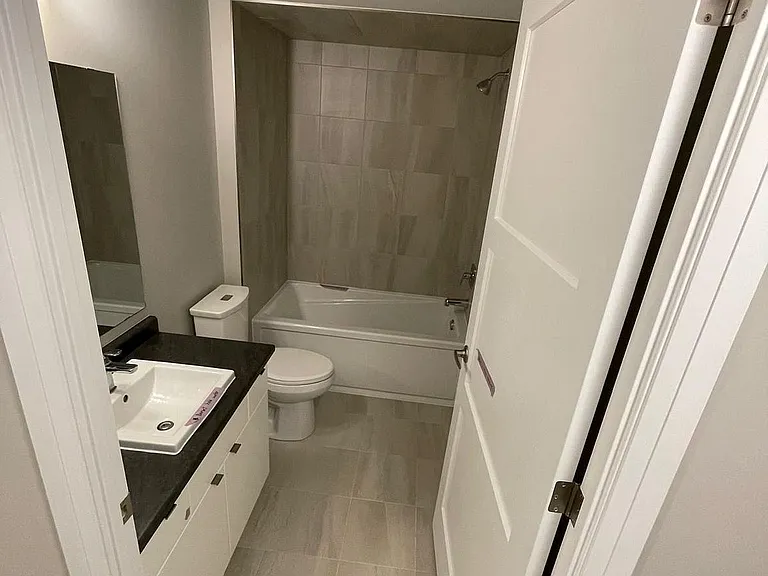 93 Arthur St S #813 — Photo 5