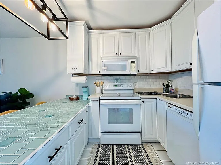 2400 S Ocean Dr #V328 — Photo 6
