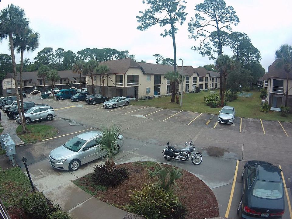 1st image of 3089 Sir Hamilton Cir #12