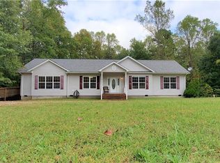 10402 Freewelcome Ln, Dutton, VA 23050