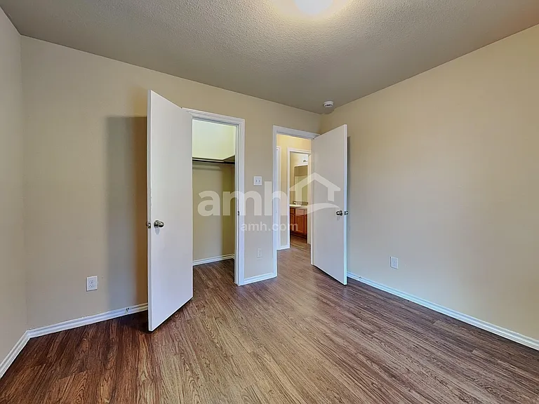 2822 Wisner Cir — Photo 18