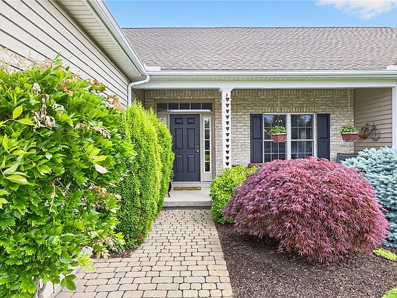 3rd image of 42 Peaceful Harbor Ln