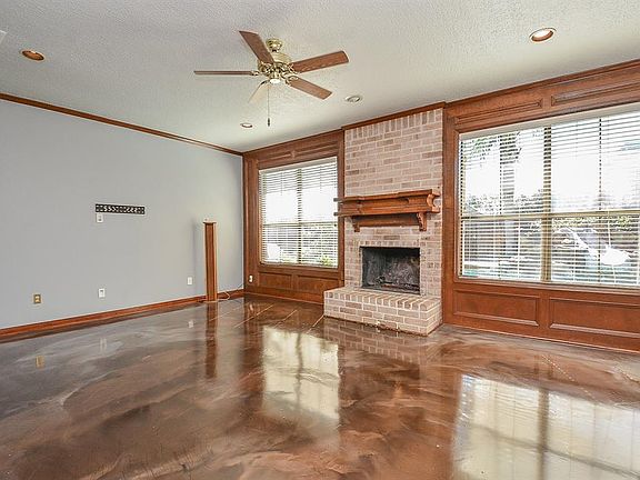 5th image of 614 Mistycreek Dr