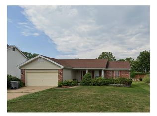 427 White Chapel Dr, O'Fallon, MO