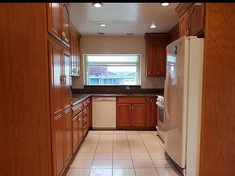 6306 Stonecress Ave — Photo 3