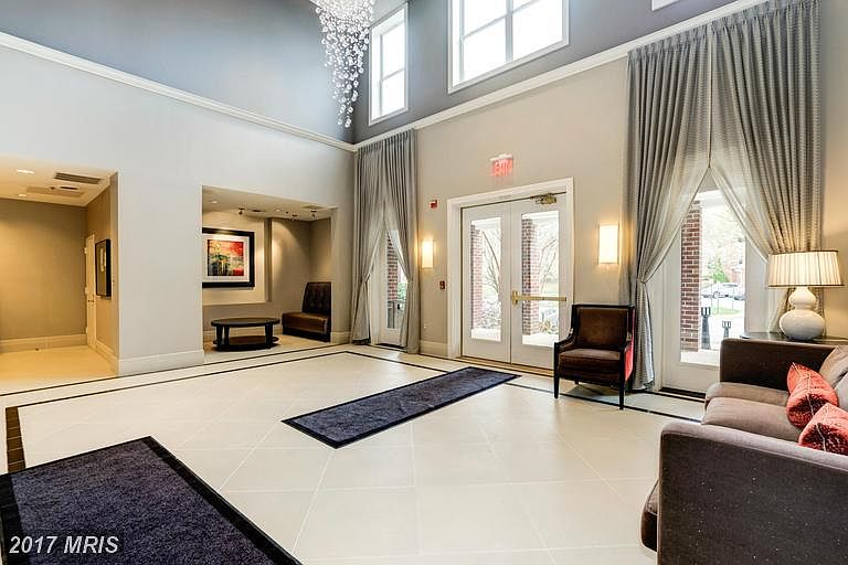 2nd image of 1641 International Dr #Townhouse 23