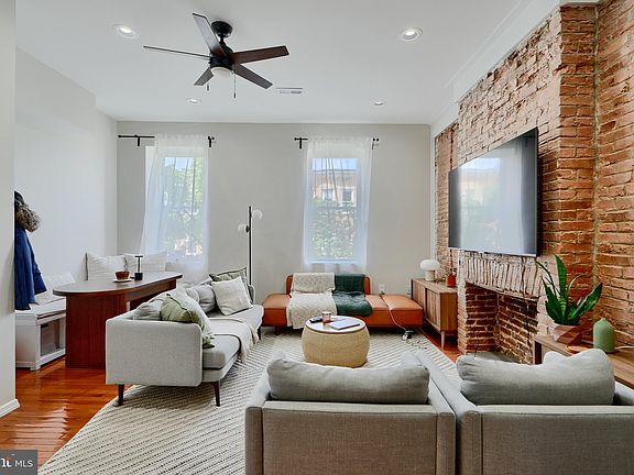 3rd image of 1719 Guilford Ave #2