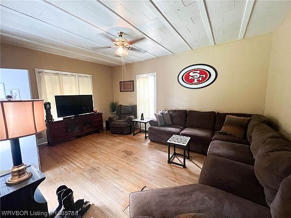 5th image of 414 N 15th St
