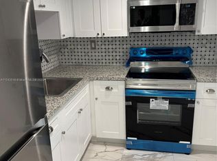 11790 SW 18th St APT 316-3, Miami, FL 33175