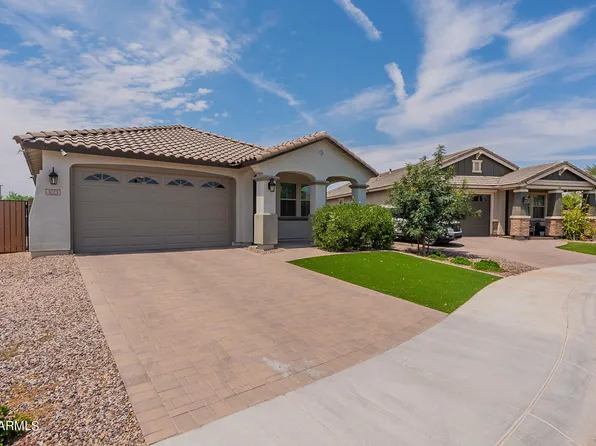 3023 W NEW RIVER Drive, San Tan Valley, AZ 85144