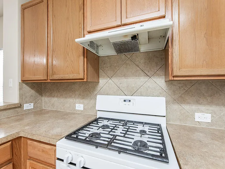6138 Sierra Springs Ln — Photo 13