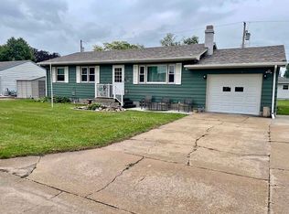 213 E Davis Ave, Oneill, NE 68763