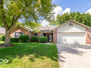 854 Ellington Cir, Greenwood, IN 46143