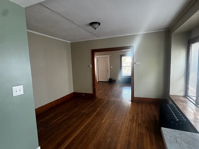 321 Primrose Ave — Photo 6
