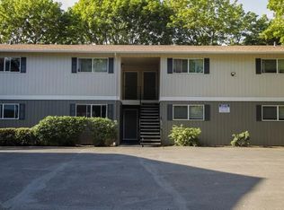 5910 SE 41st Ave APT 1, Portland, OR 97202