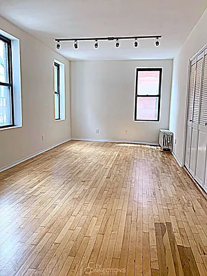 Rented by City Connections Realty | media 14