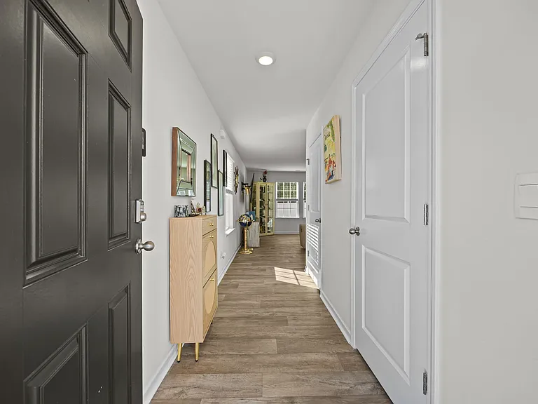 1328 S Wilshire Ct — Photo 15