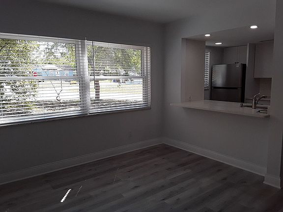 5th image of 2525 W Bay Dr APT E10