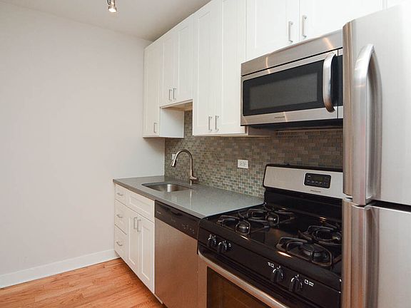 2nd image of 2420 N Kedzie Blvd #D802