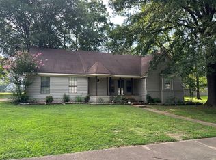311 Cascade Falls Rd, Collierville, TN 38017