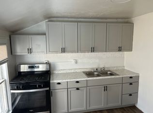 808 W Walnut St #2, Kalamazoo, MI 49007