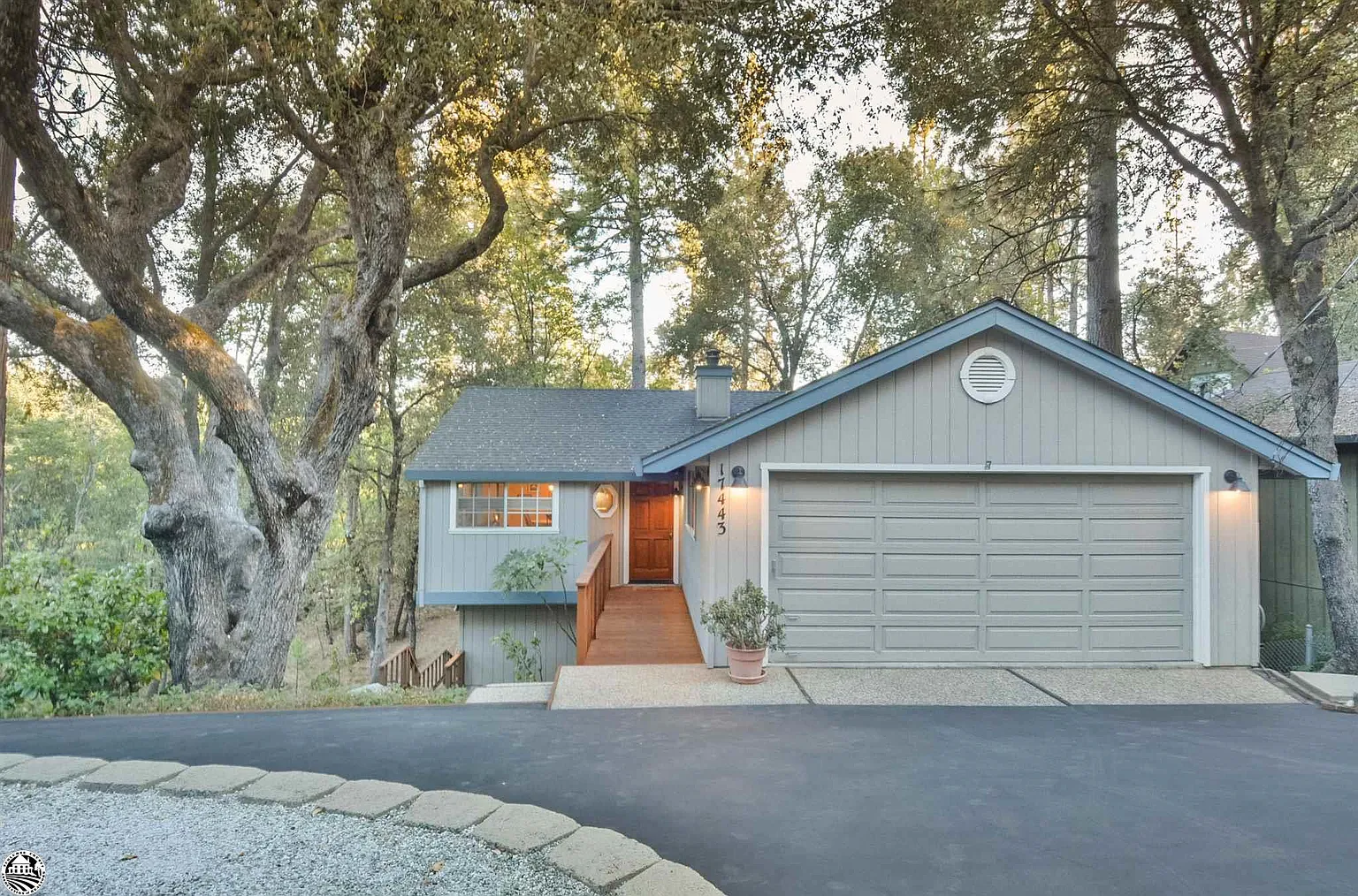 17443 Smokey River Dr photo 1