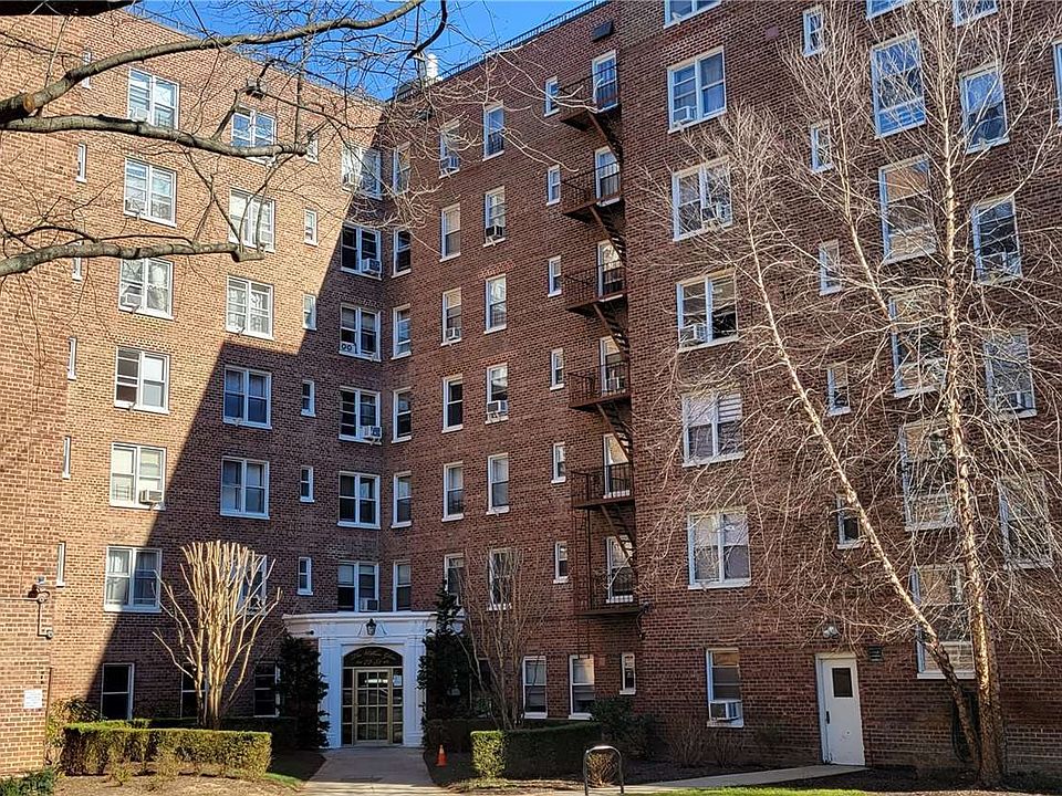 1st image of 7281 113th St APT 2T