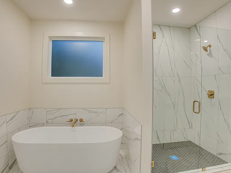 77 Kings Pond Cv — Photo 17