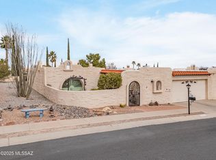 1136 W Calle Excelso, Green Valley, AZ 85614