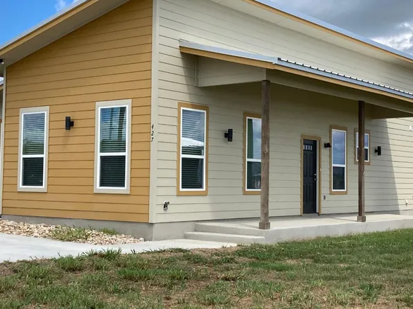 427 Pintail Loop, San Marcos, TX 78666