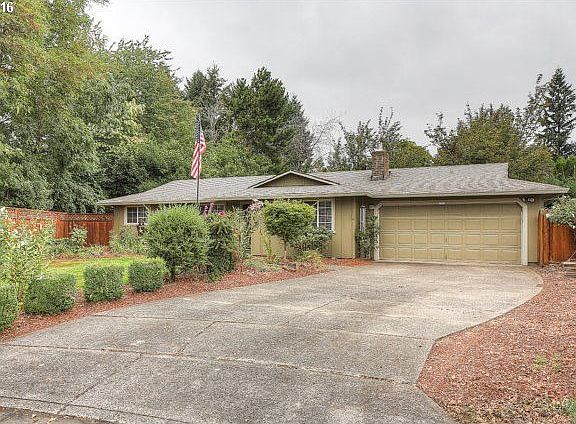 2nd image of 8409 NE 108th Ave