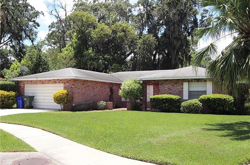 1st image of 643 Queens Cir