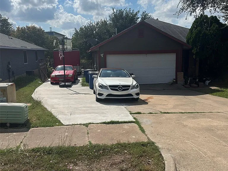 7007 Colony Loop Dr — Photo 3